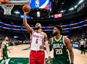 火箭队力克爵士登上西部榜首